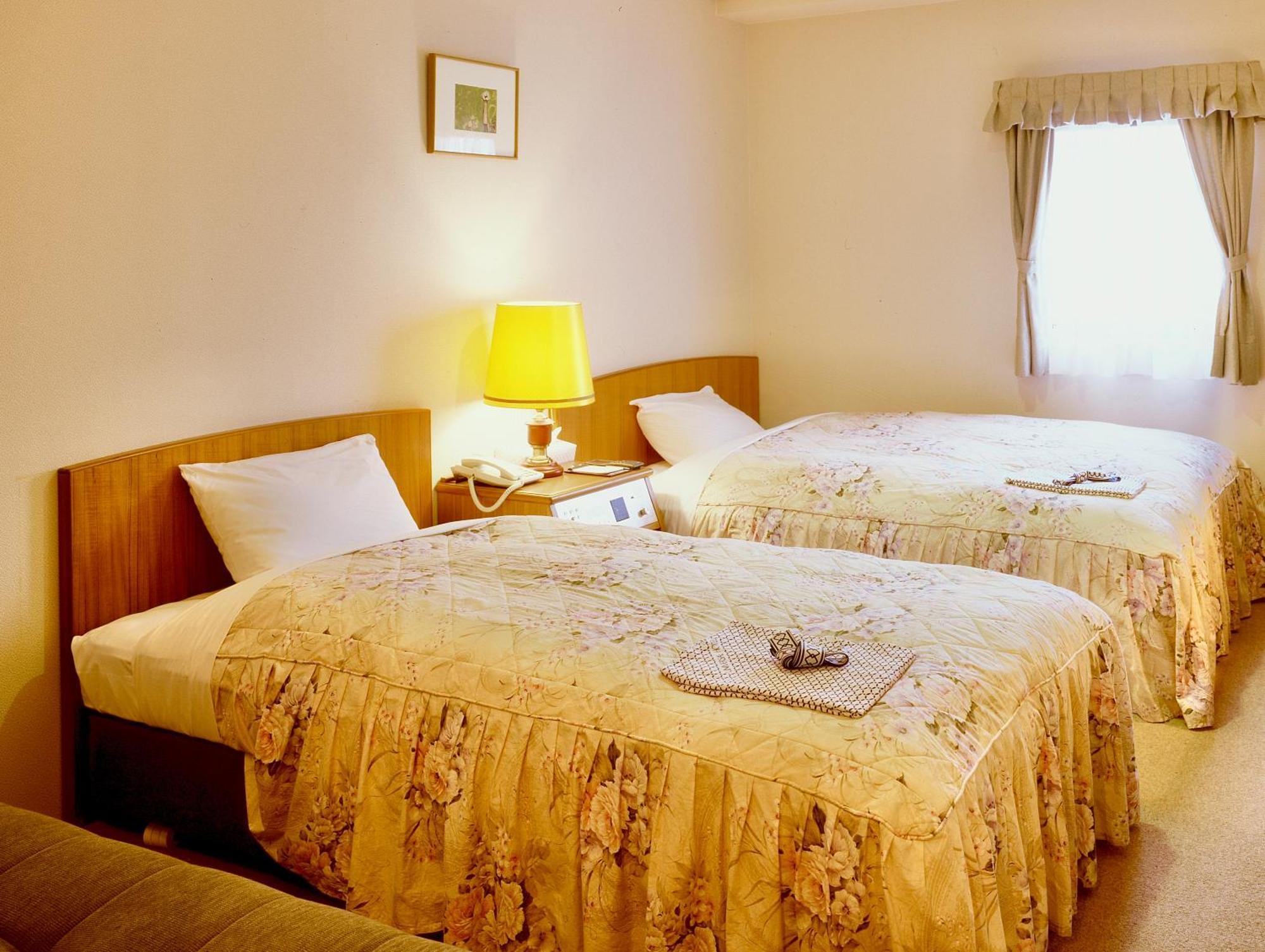 Okayama Ekimae Universal Hotel Ngoại thất bức ảnh