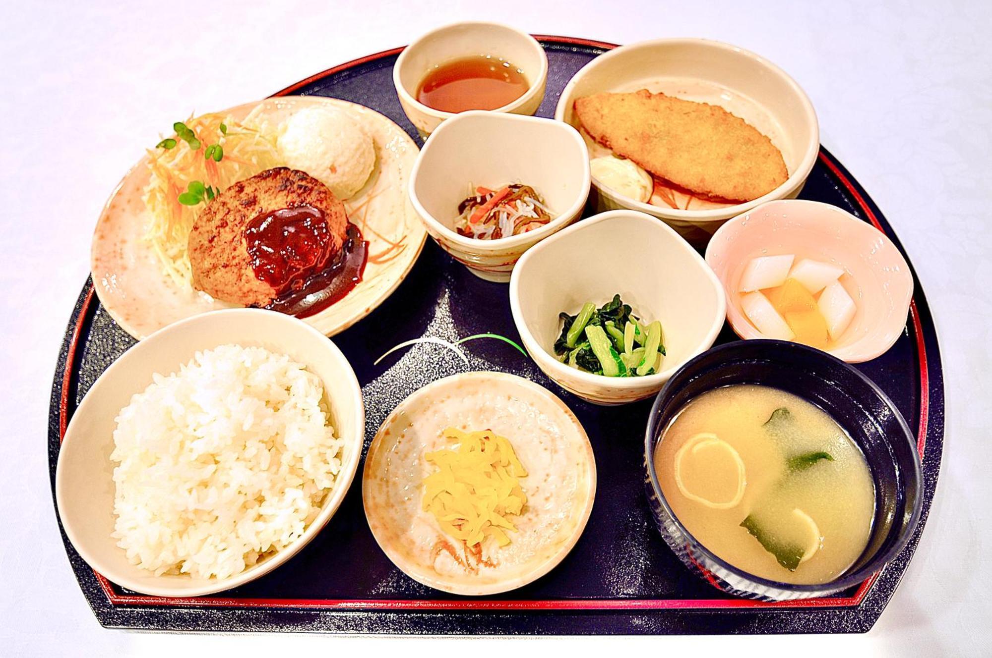 Okayama Ekimae Universal Hotel Ngoại thất bức ảnh