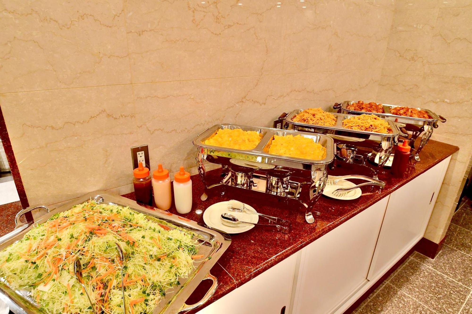 Okayama Ekimae Universal Hotel Ngoại thất bức ảnh